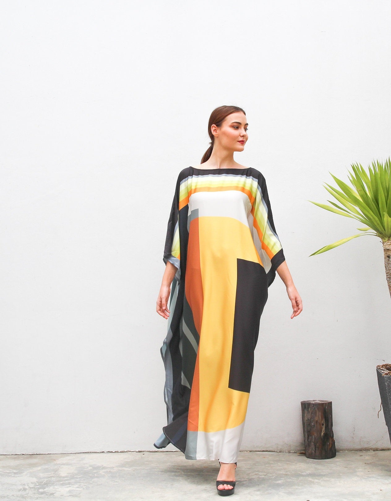Modern Abstract Print Silk Kaftan Dress: Maxi Length Flowy Tunic