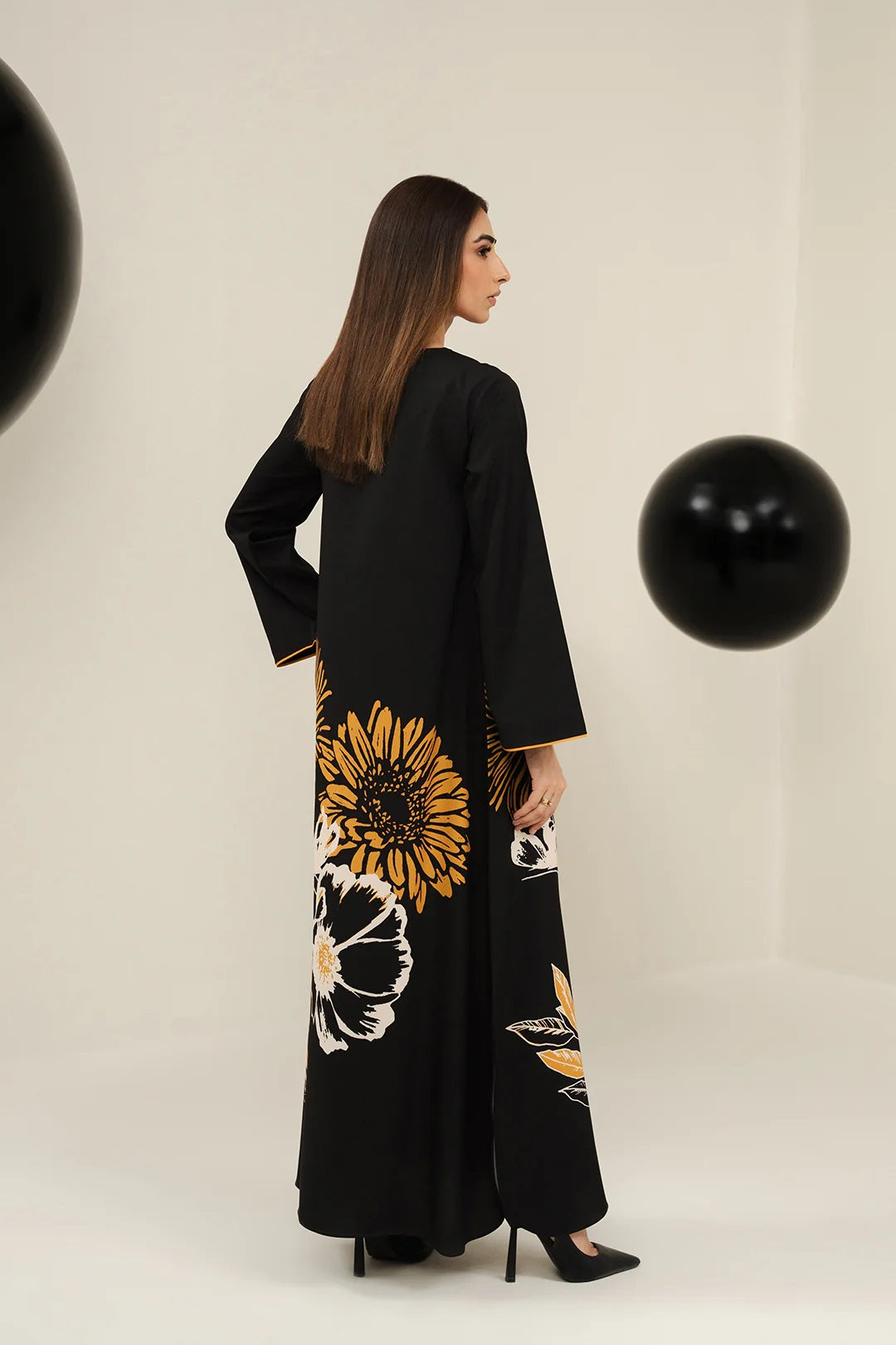 Black Sunflower Print Maxi Dress – Round Neck Bell Sleeve A-Line Gown