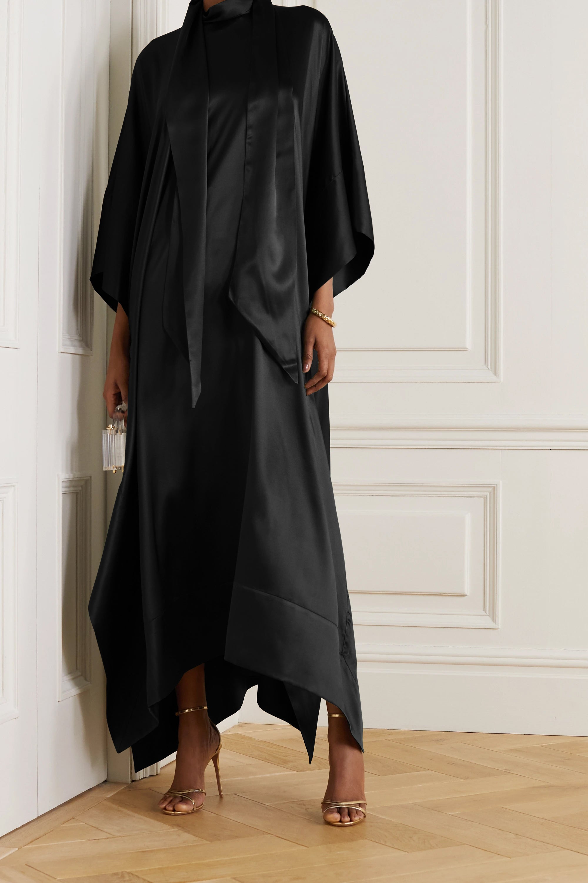 Black Korean Bsy Kaftan