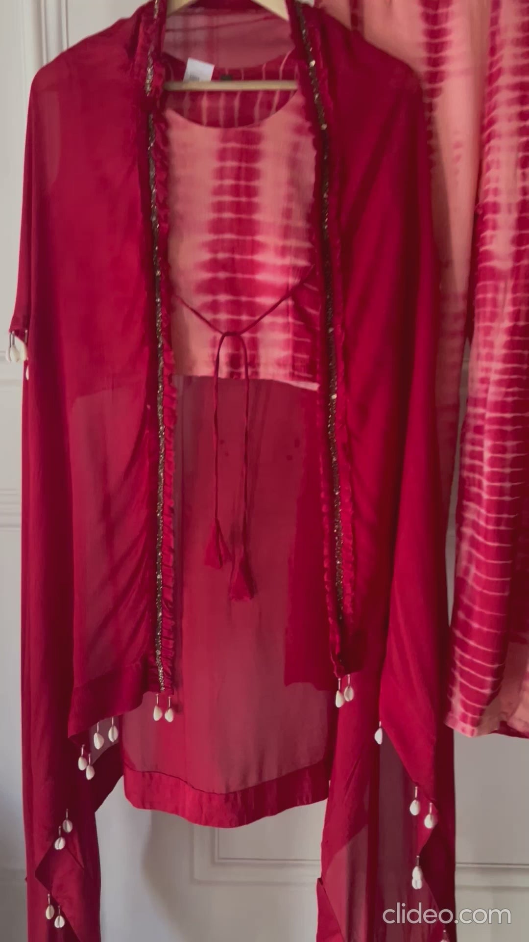 Georgette Wrinkled Cape with Shibori print top and Plazzo