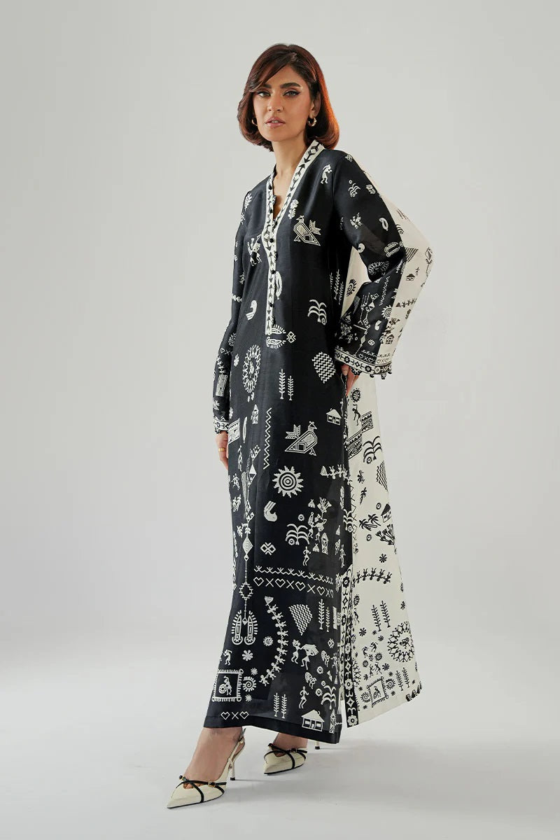 Women’s Black &amp; White Printed Kaftan Dress – Long Sleeve Maxi Kaftan
