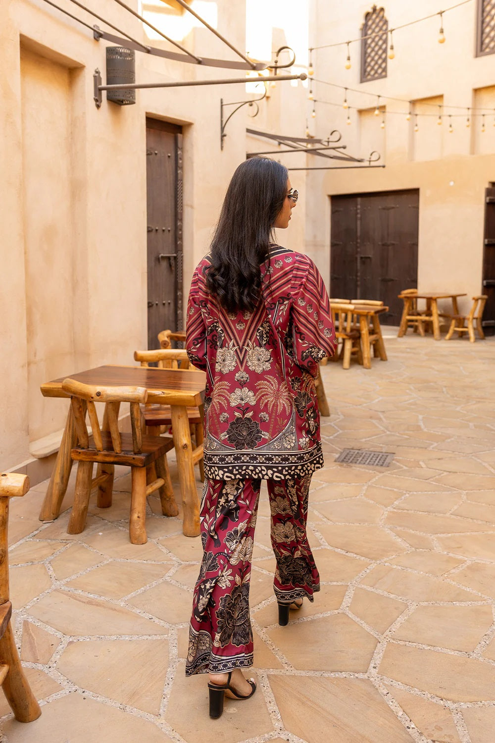 Maroon &amp; Black Digital Print Two-Piece Suit