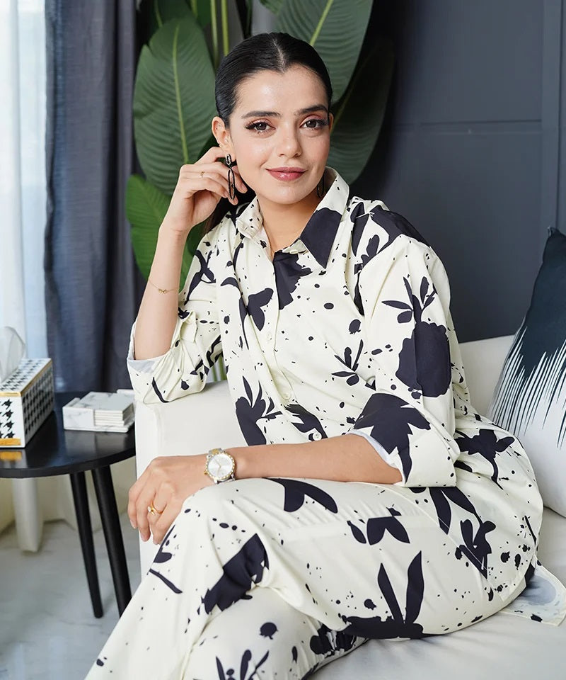 Black &amp; White Botanical Print Two-Piece Set