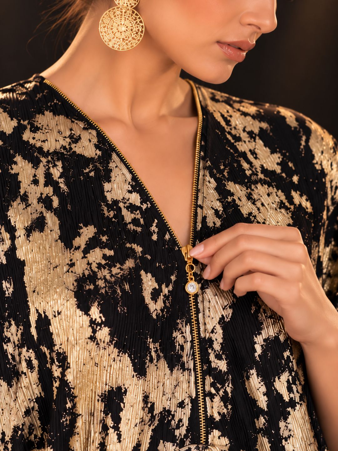 Black &amp; Gold Metallic Print Crinkle Kaftan Dress for Women