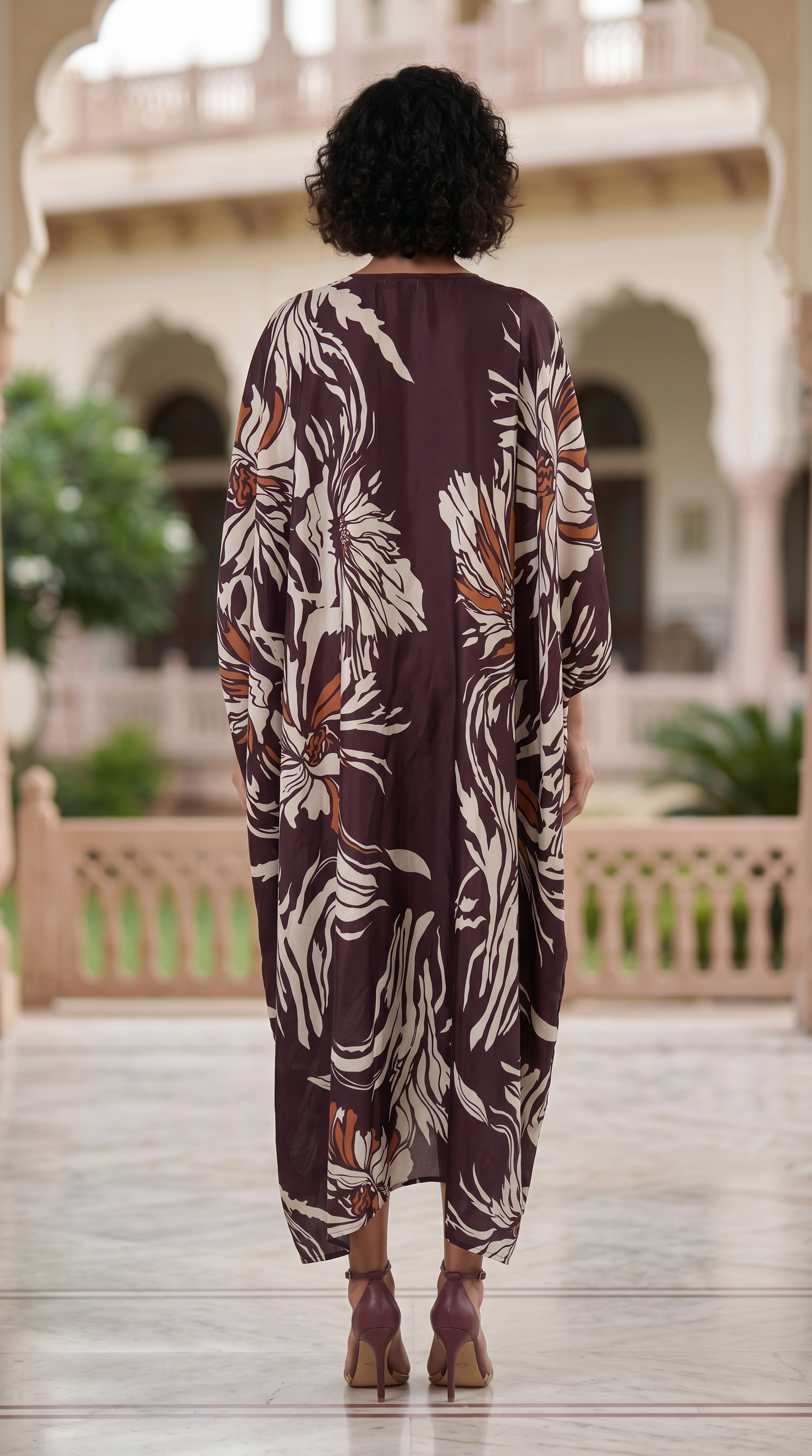 Elegant Printed Kaftan Maxi Dress with Flowing Silhouette