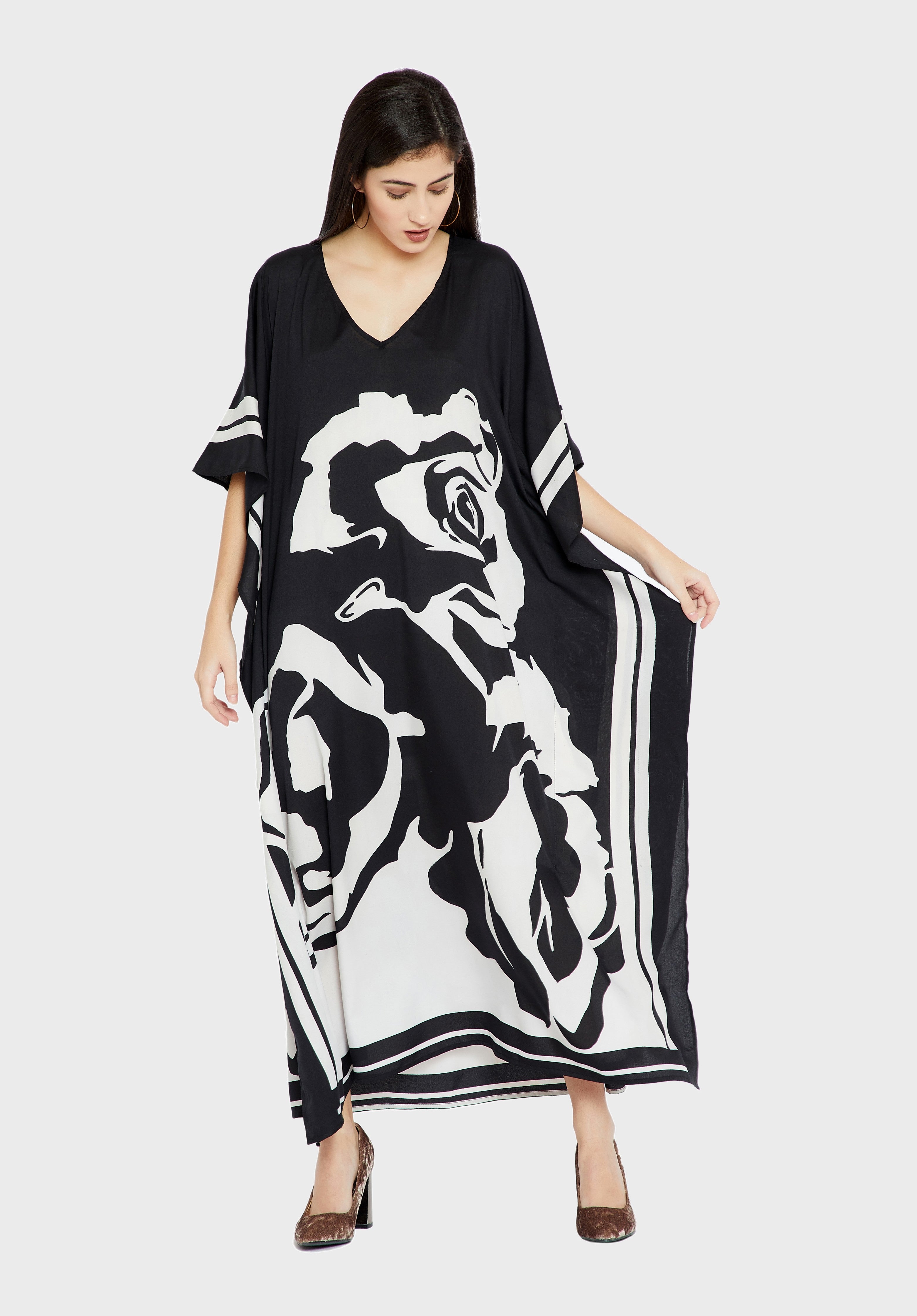 Soft Satin Silk Black &amp; White Full Length Kaftan