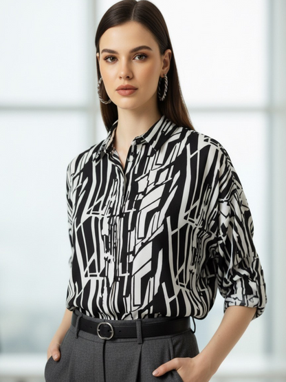 Professional Black &amp; White Abstract Print Button-Up Shirt - Women&