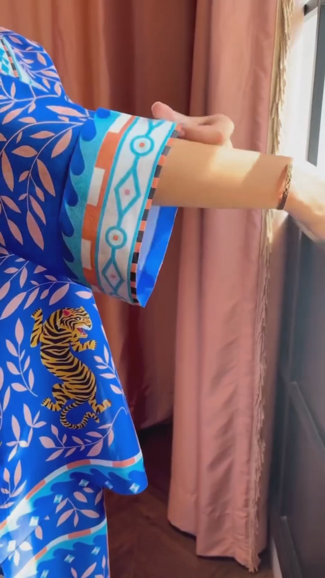Royal Blue Tiger Print Co-Ord Set – Kaftan Style Kurta &amp; Wide-Leg Pants